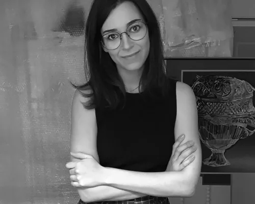 Genevieve Reynolds Portrait scaled