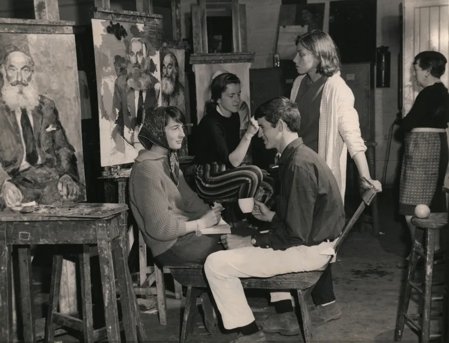 10 x 8 NAS martine Sharp a