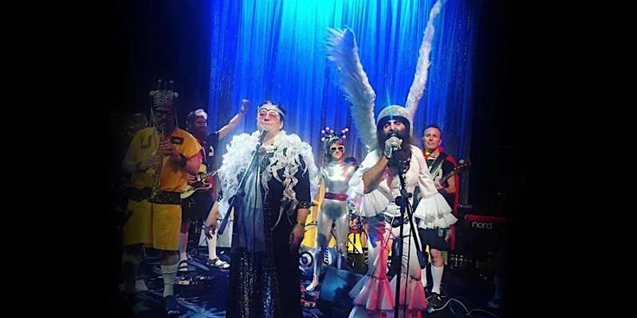 Vivid sydney more please orchestra ft costa