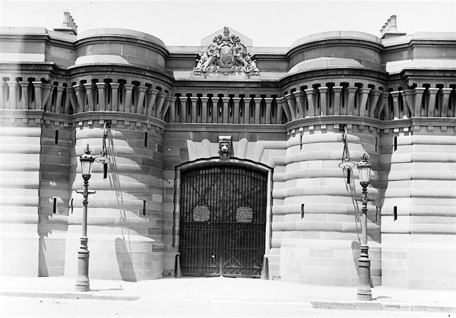 National art school tours inside the walls of the former darlinghurst gaol