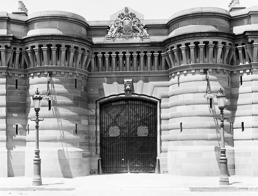Captivate former darlinghurst gaol and nas tours