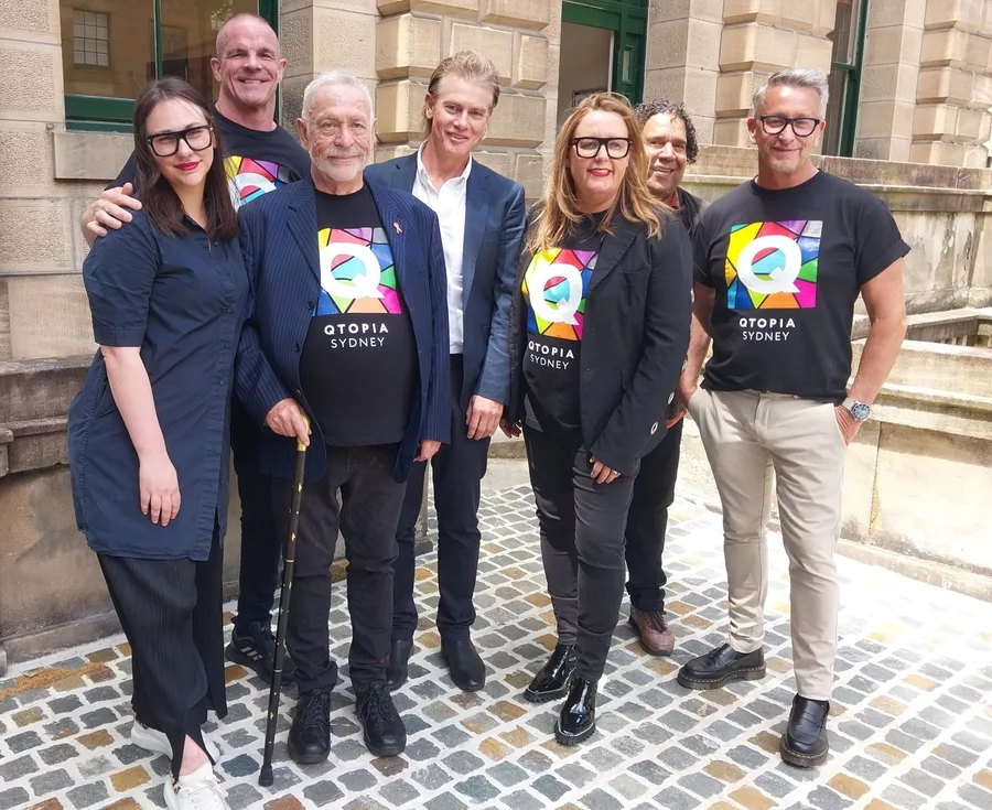 Qtopia famil scaled e1673396364885