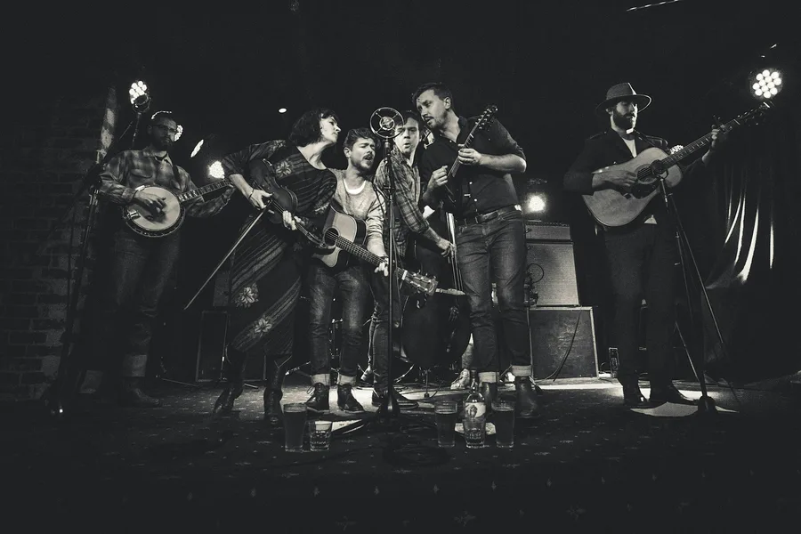 Nas neo presents great southern nights the morrisons and charlie finn