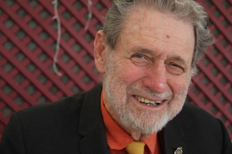 Tom Thompson 2013 aged 90 by Cat Sparks 700x466