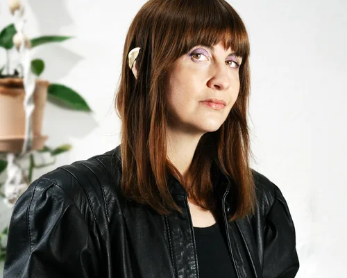 Stephanie nova Milne portrait