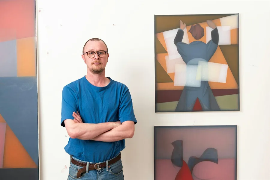 1986860211377 mitch cairns artists mouth opening night