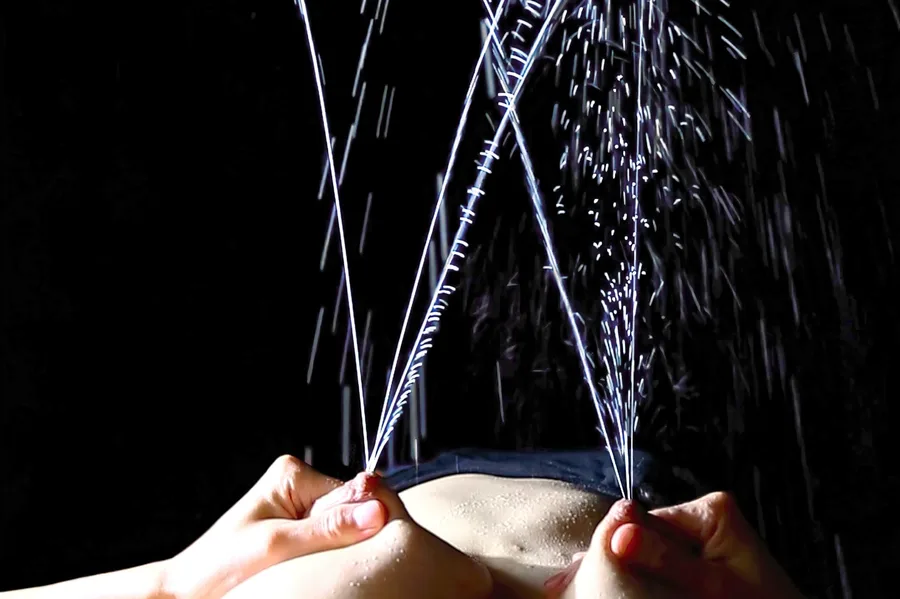 Fountain Cao Yu crop resize scaled