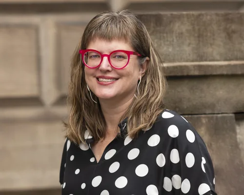 280325 Kristen Sharp portrait 004 Peter Morgan 1 scaled