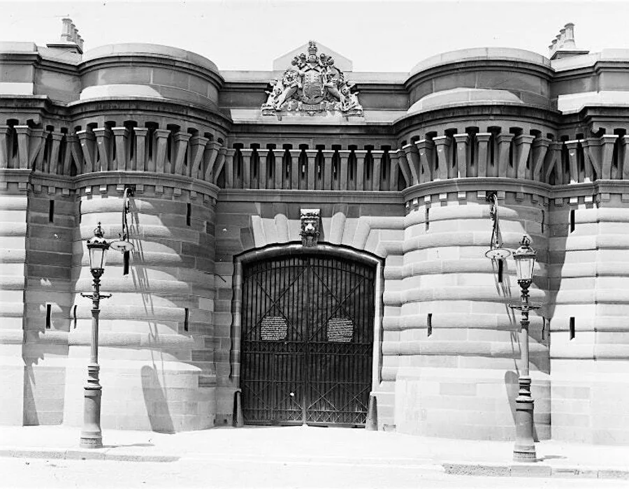 National art school tours inside the walls of the former darlinghurst gaol